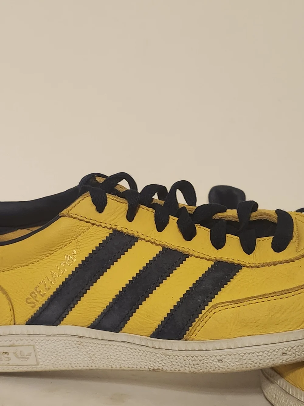 Adidas WMNS Originals Samba OG Yellow Black Women's Size 10